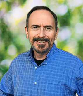 Sean, Senior Marketing Consultant